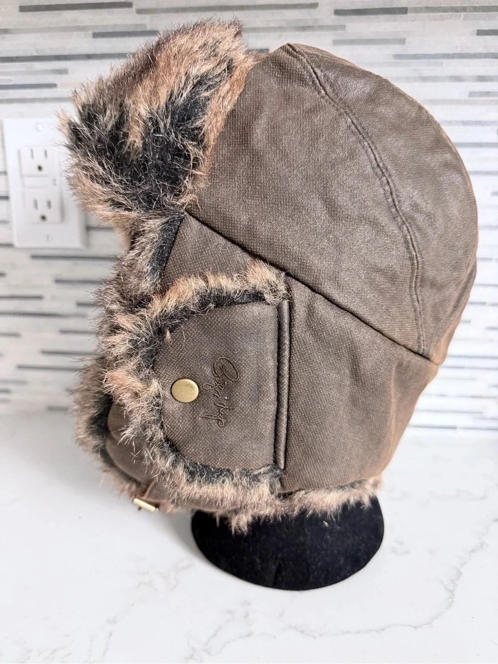 Vintage Faux Fur winter Aviator Trapper Hat - Brown